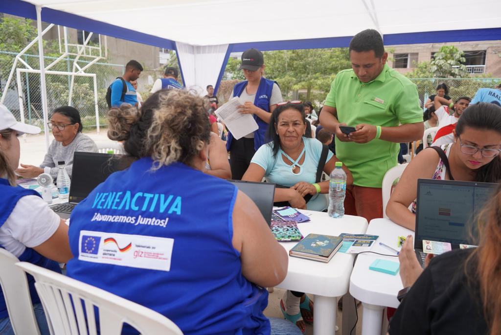Lee más sobre el artículo Jornada de ‘Valiosos Hoy’ atendió a más de 130 venezolanos en San Martín de Porres​
