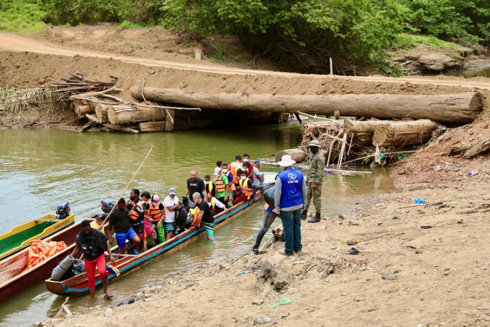 Lee más sobre el artículo Al menos 30 mil venezolanos han cruzado la selva del Darién en el primer trimestre del año​