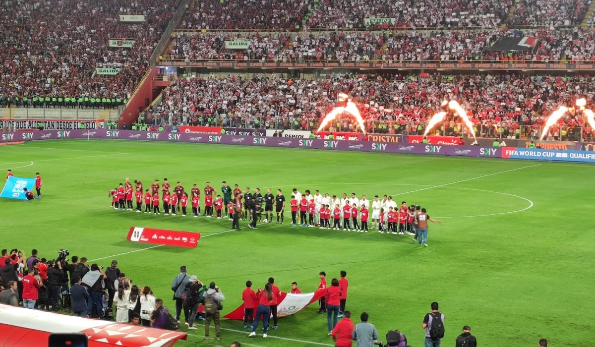 Venezuela y Perú jugaron un partido de fútbol como parte de las Eliminatorias Sudamericanas 2026.